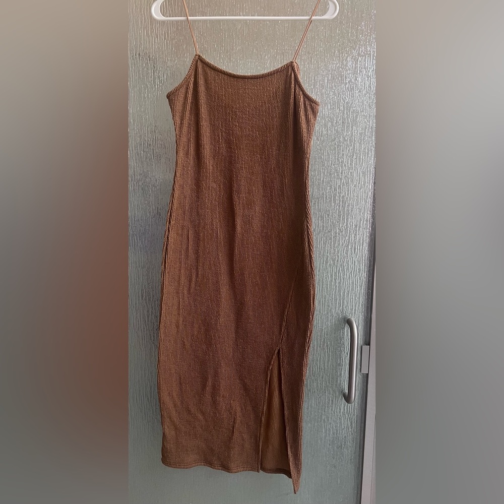 Women’s dress size L brand new never worn
